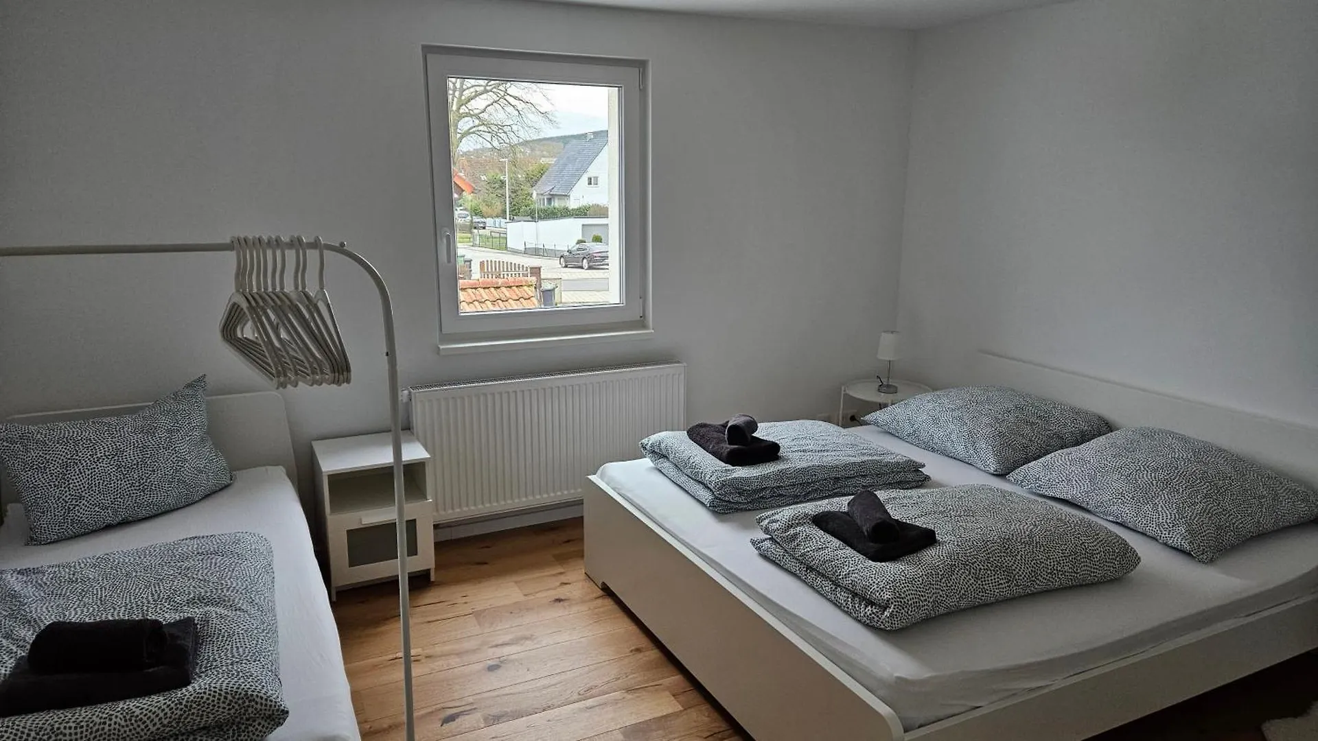 Apartment Ferienwohnung As5 One Bamberg - Modern In Ruhiger Lage Mit Balkon Hallstadt Germany